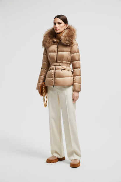 Piumino corto in shearling con cappuccio Boed