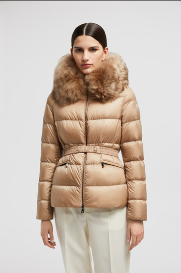 Piumino corto in shearling con cappuccio Boed